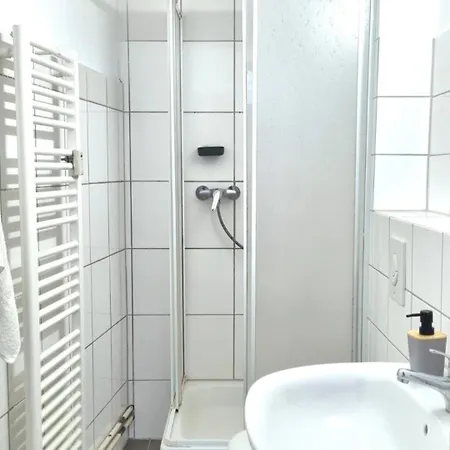 Kleines Studio-apartment Im Zentrum *